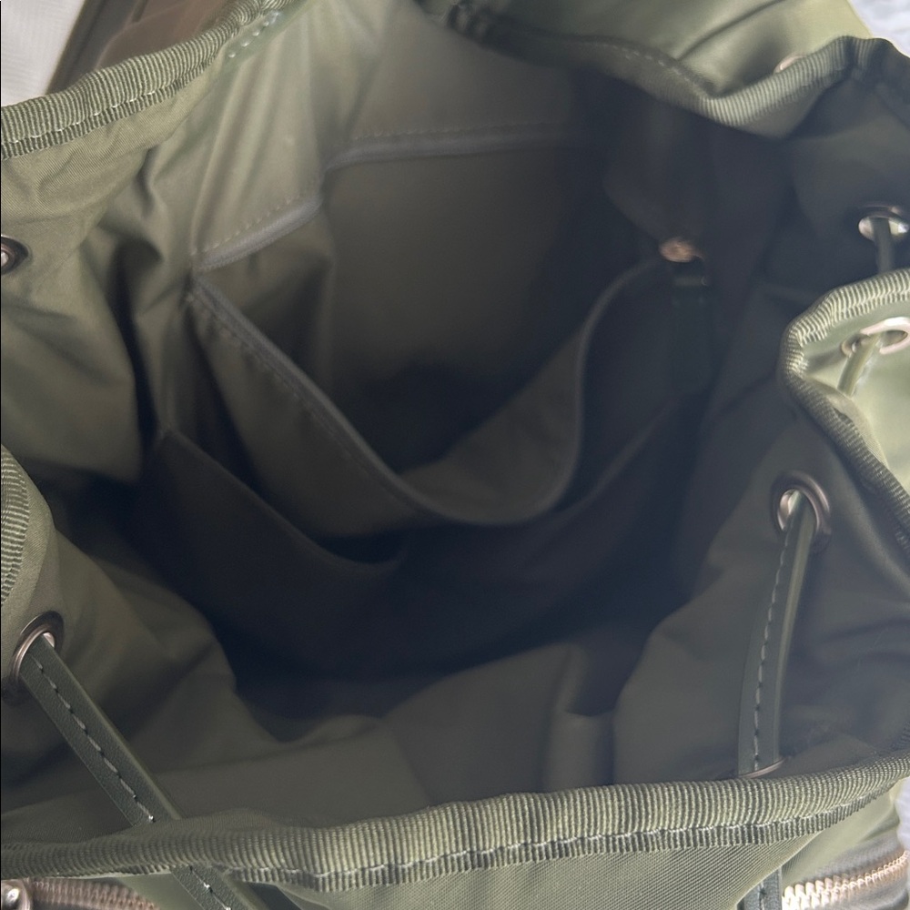 Kate spade olive green backpack - Picture 4 of 7